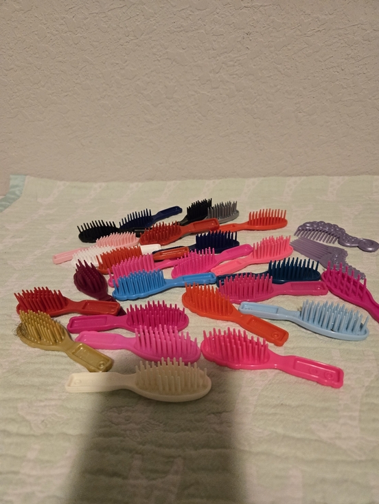 Barbie Other - Lot Of 28 Barbie Brushes.